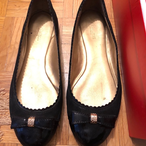COACH FLATS - Picture 1 of 4